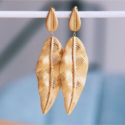 Statement earrings leaf