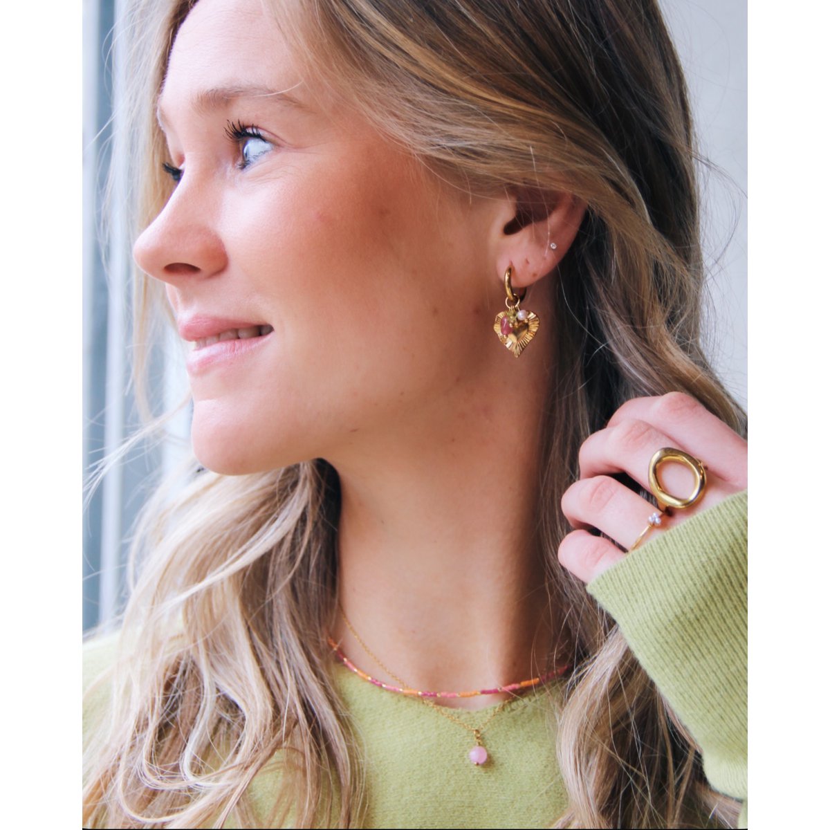 Stainless steel hoop earrings with HEART and colored cluster
