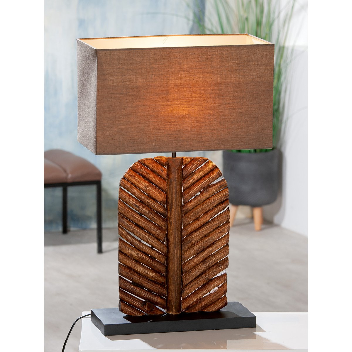 Wooden lamp "Foglia" brown/ black