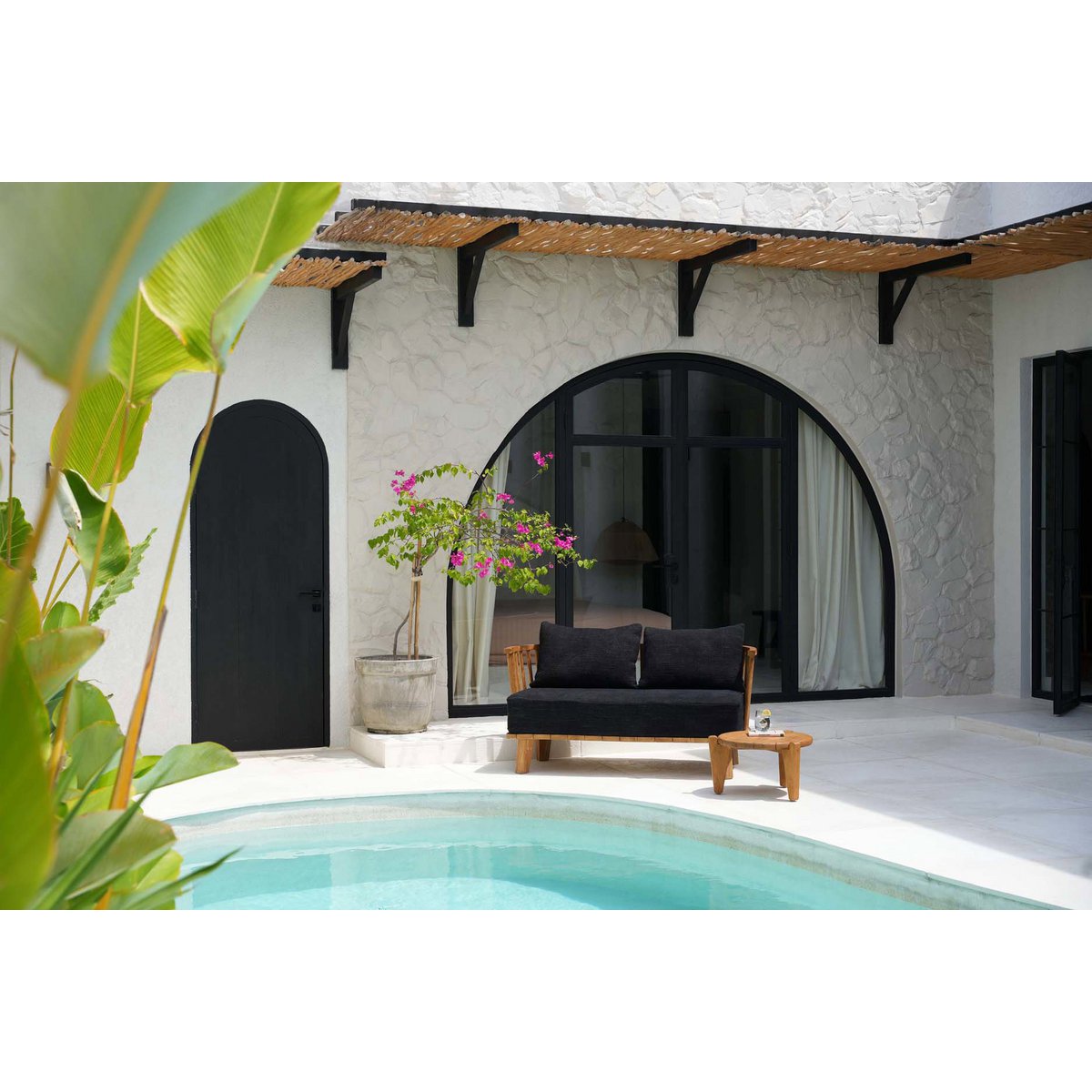 The Seseh Coffee Table - S - Outdoor