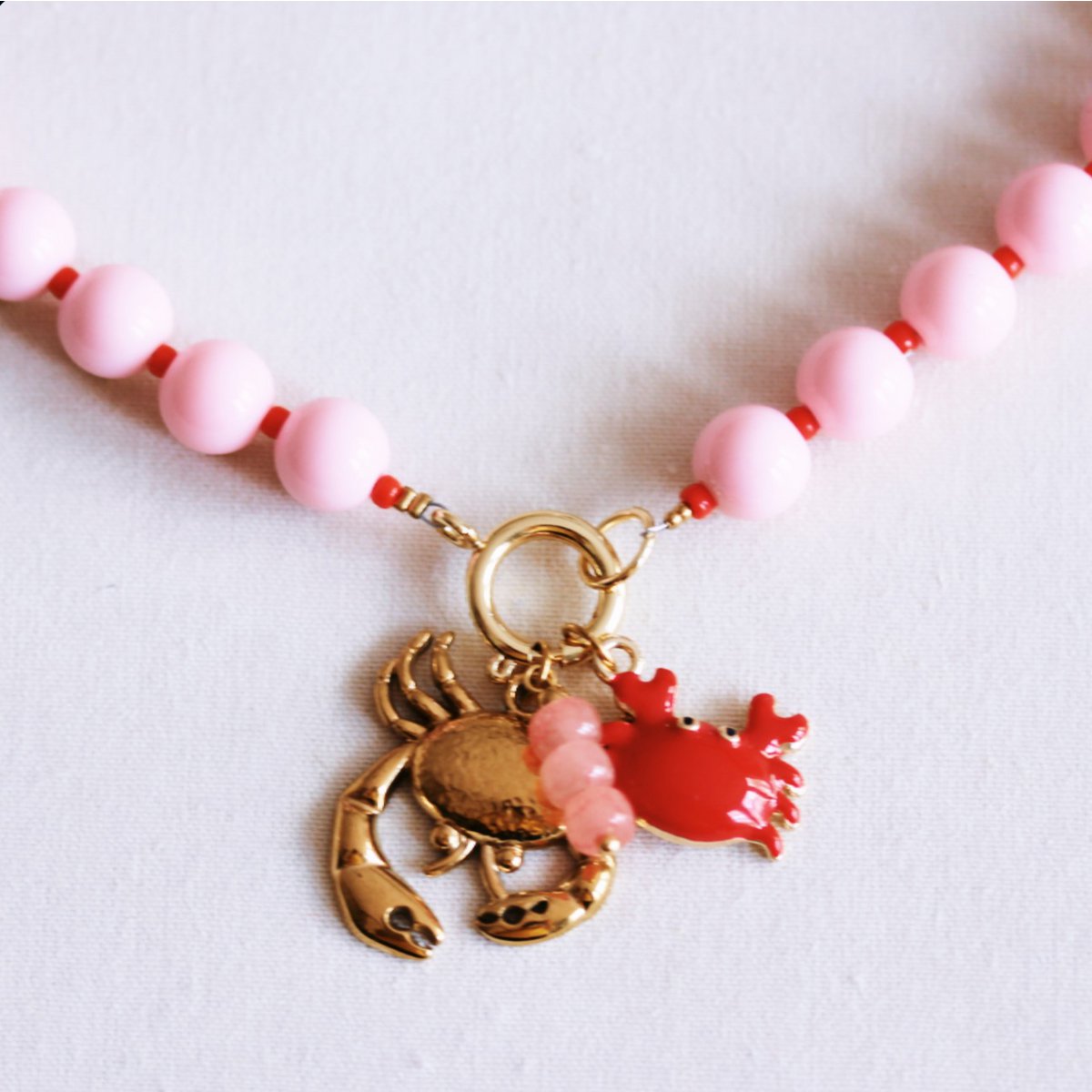 Beaded necklace with Miyuki beads with charms - light pink/red