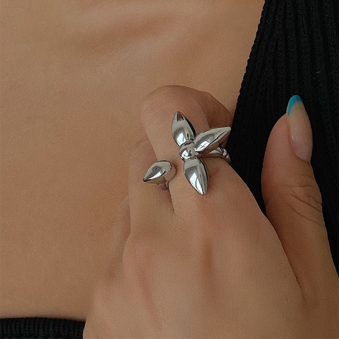 Minimalist Four Leaf Design Adjustable Ring