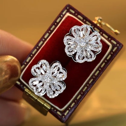 Dazzling Turning Four Leaf Clover Jewelry Set