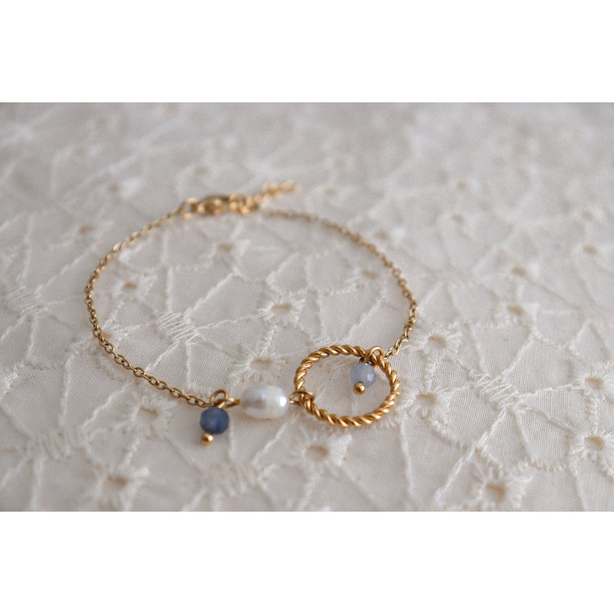 Aquamarine, Sapphire and Pearl Bracelet - Gold