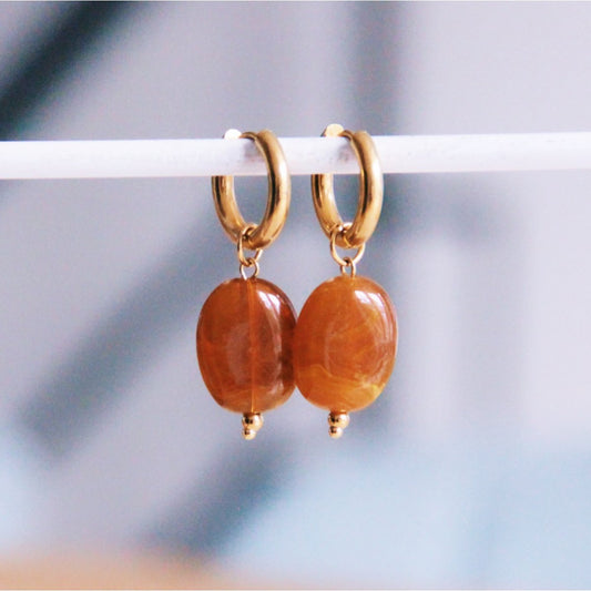 Wide hoop with oval resin charm - camel