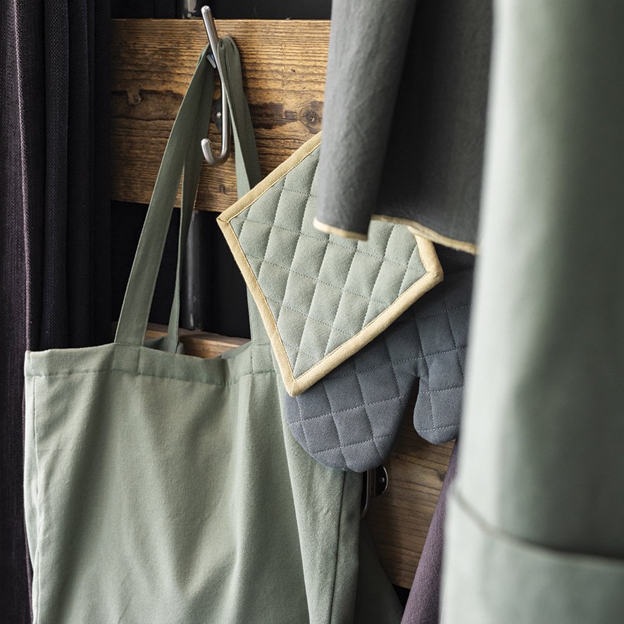 Lot kitchen glove/recycled manee grace matcha 15 x 32