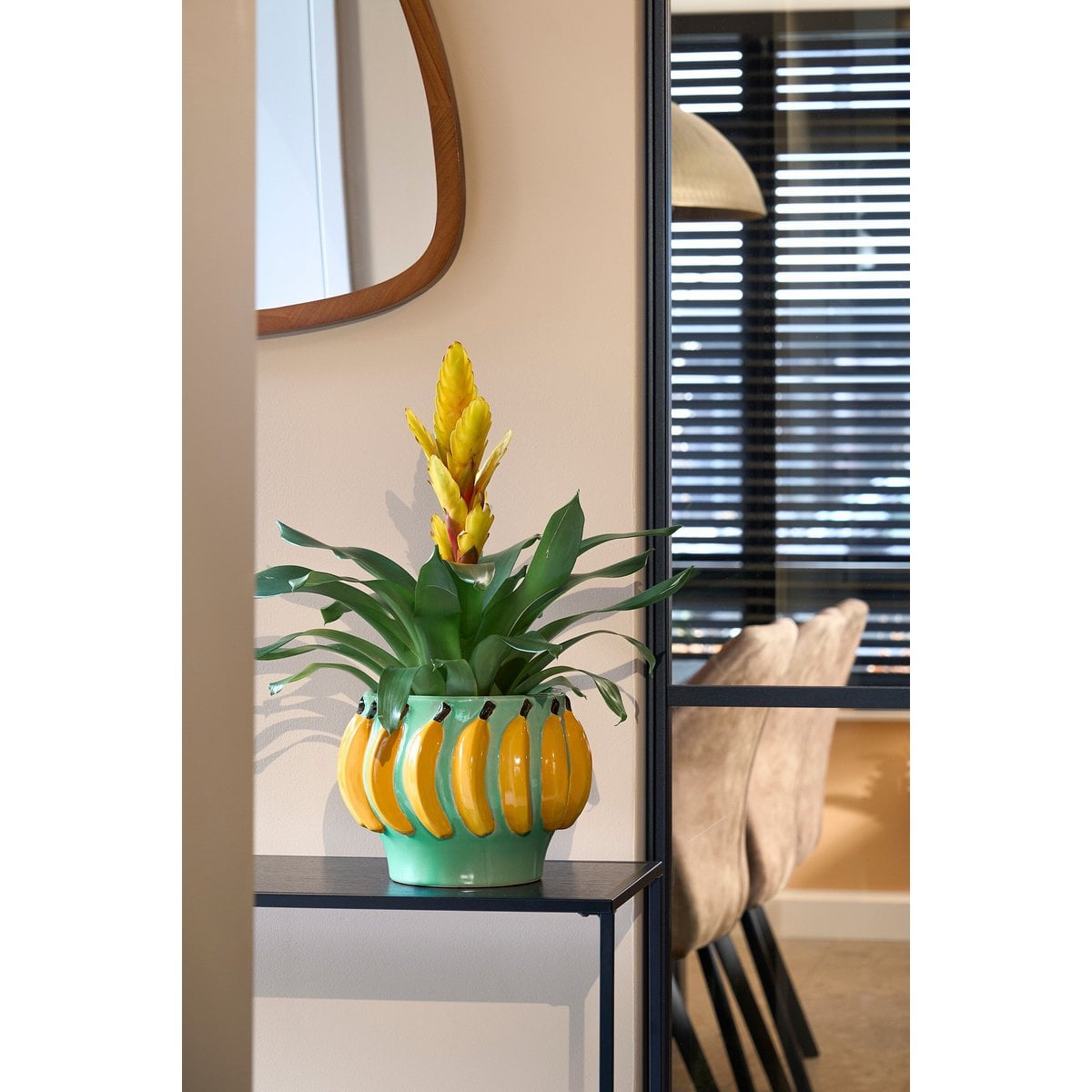 Flowerpot inside Moza Light green