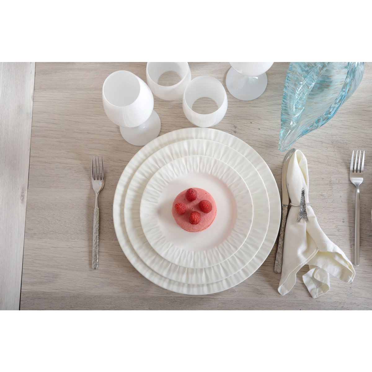 Lilia 20.4x20.4x2.1cm white dessert plate