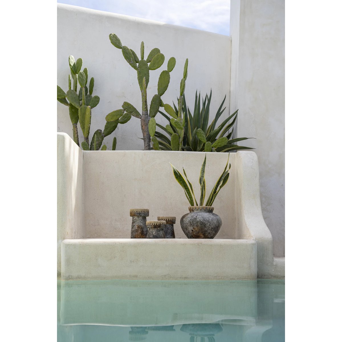 The Pretty Candle Holder - Antique Grey - L