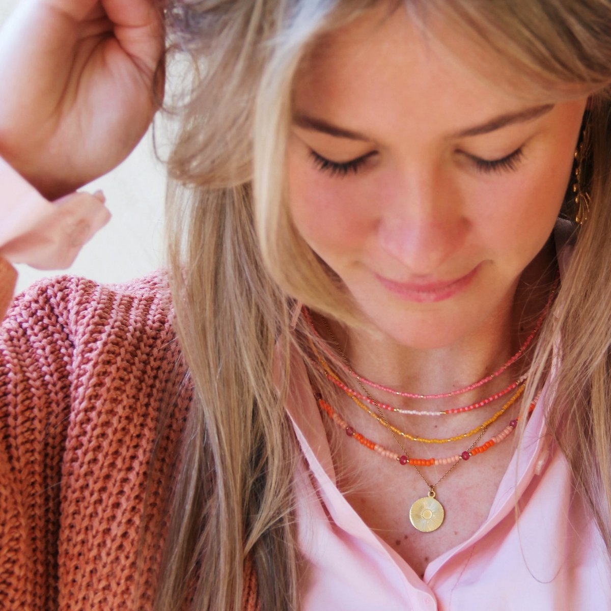Beaded necklace orange/pink/nude