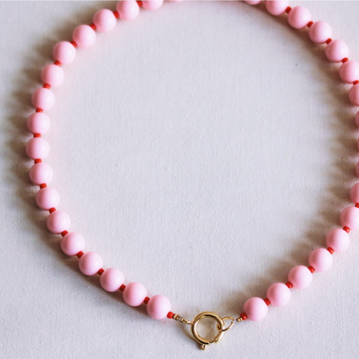 Beaded necklace with Miyuki beads - light pink/red