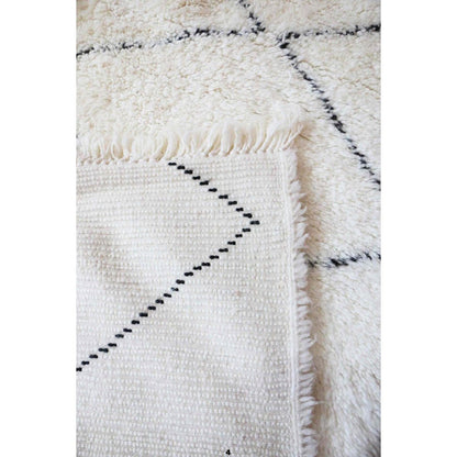 Pure wool Moroccan Berber rug 196 x 312 cm