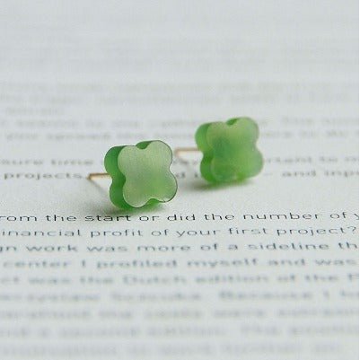 Hetian Jade Lucky Clover Ear Studs-18K gold