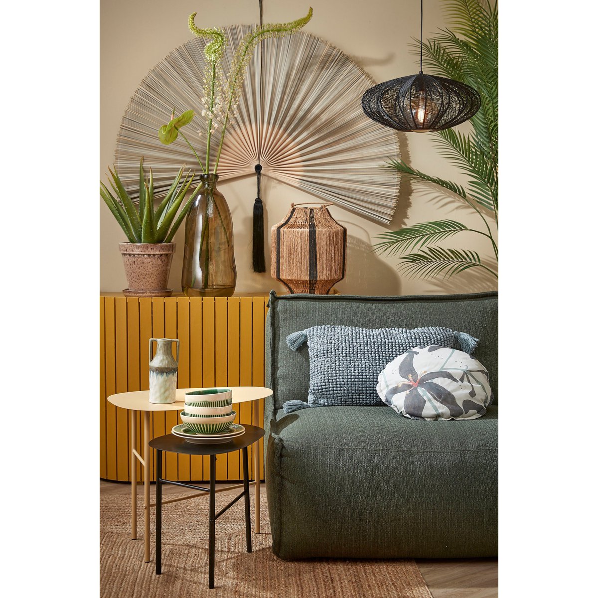 Lantern Liliano Black