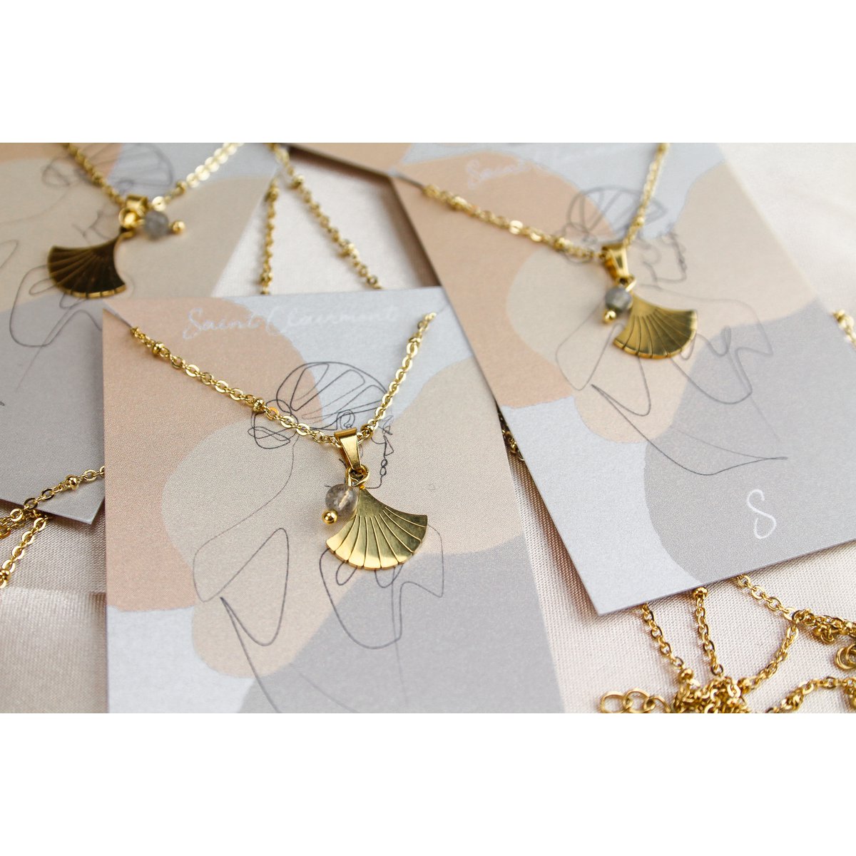 Necklace Gingko & Labradorite - Gold