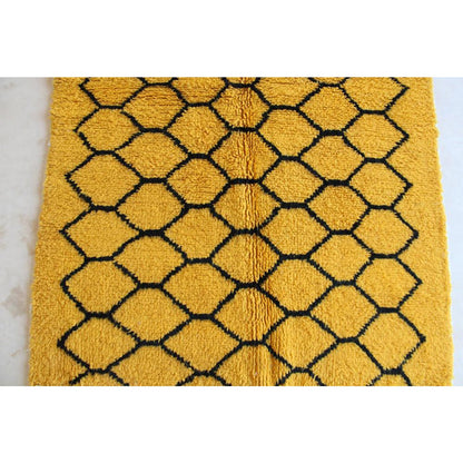 Moroccan Berber wool rug 160 x 247 cm