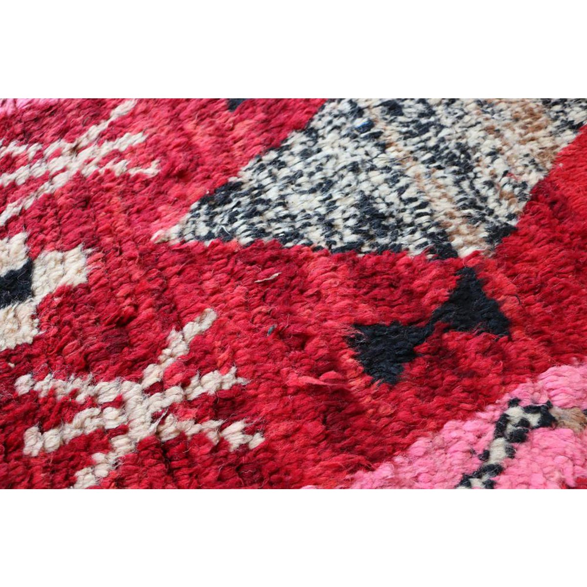 Berbere Boujaad hallway rug 70 x 328 cm