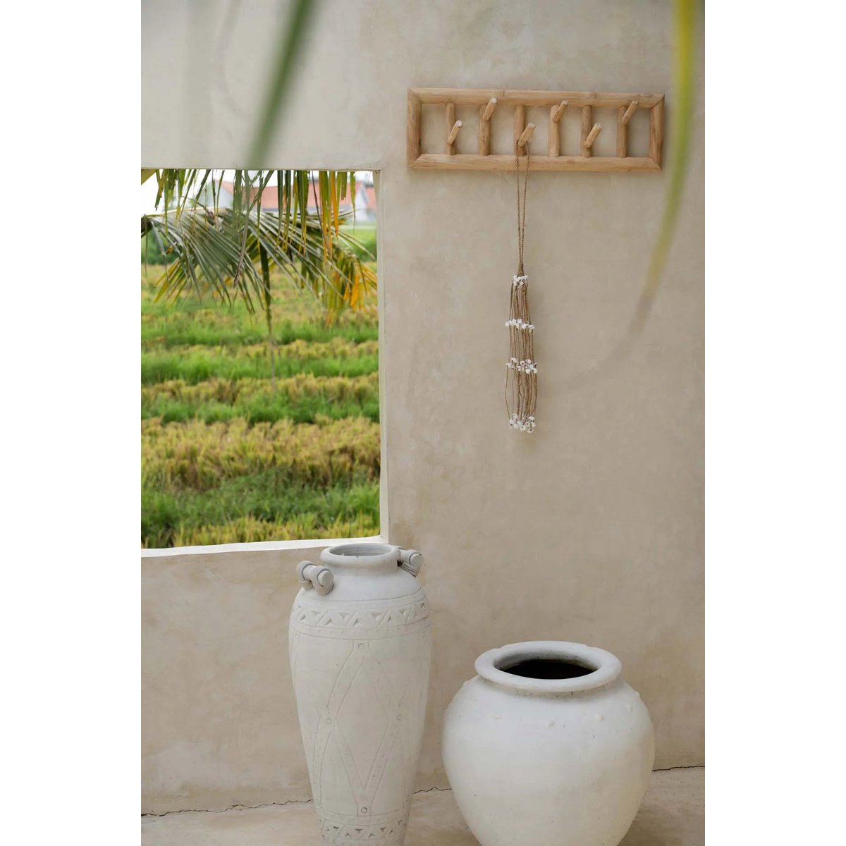 The Long Shell Tassel - White