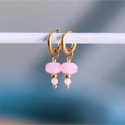 Stainless steel hoop earring with facet and stone - pink