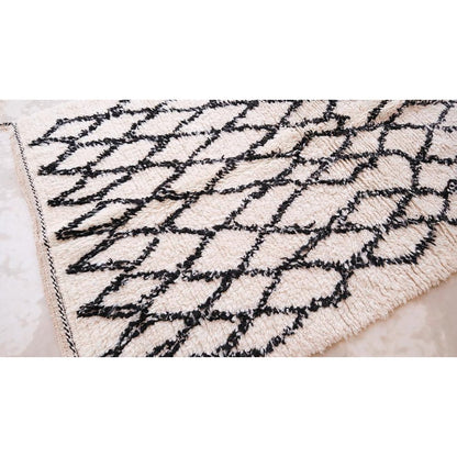 Pure wool Moroccan Berber rug 151 x 254 cm