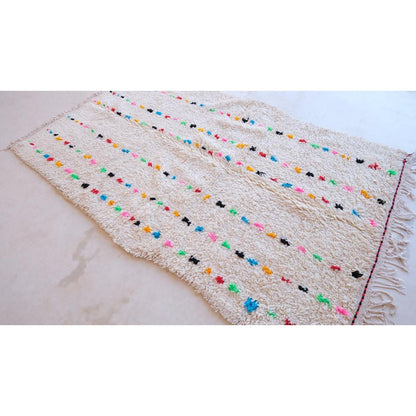 Pure wool Moroccan Berber rug 160 x 255 cm