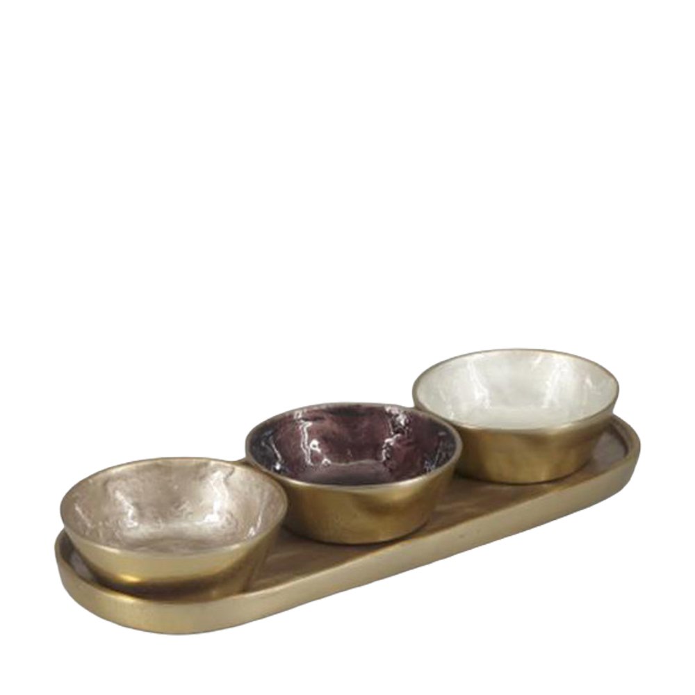 Aperitif set of 3 cups on oval plateau