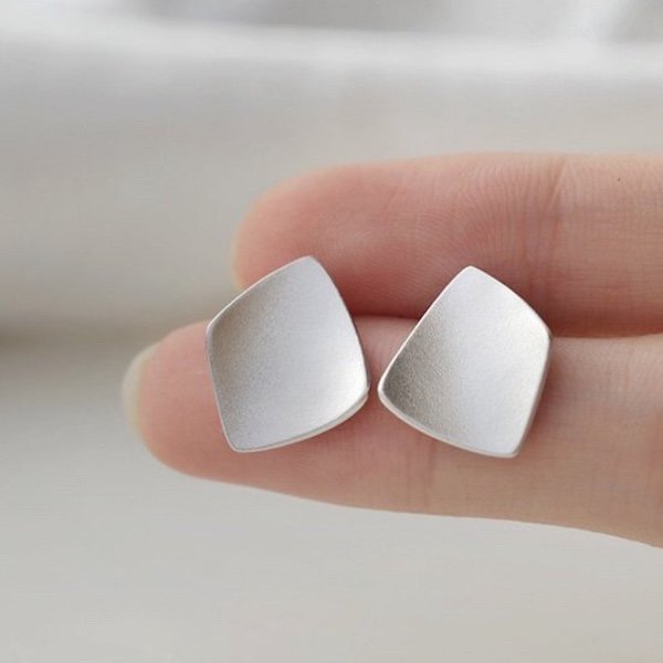 Geometric Rhombus Surface Ear Studs