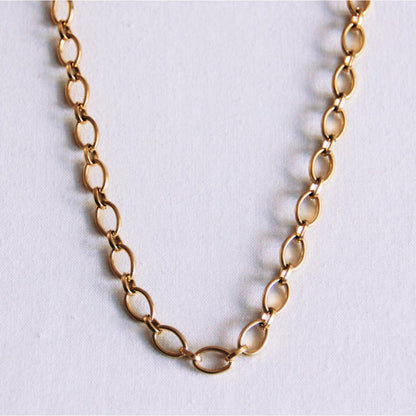 Oval linked necklace
