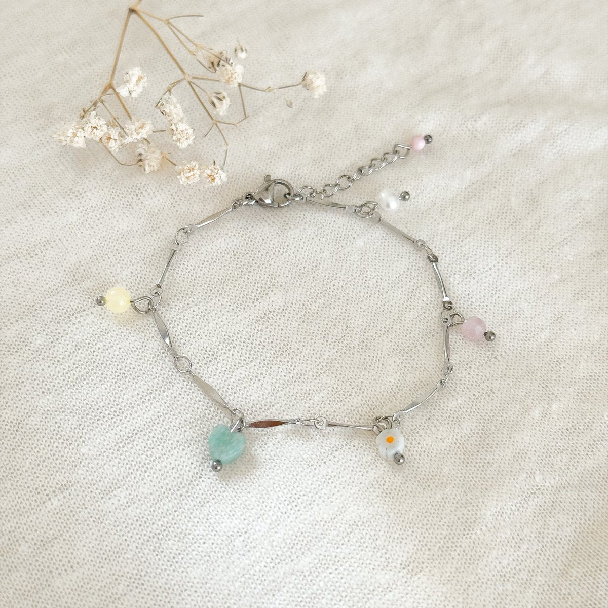 Softness and female energy bracelet - silver