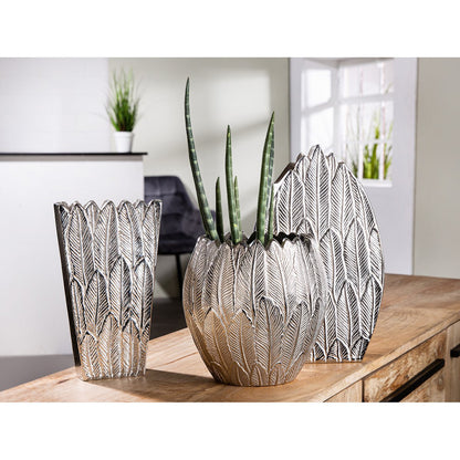 Aluminum vase "Feather"