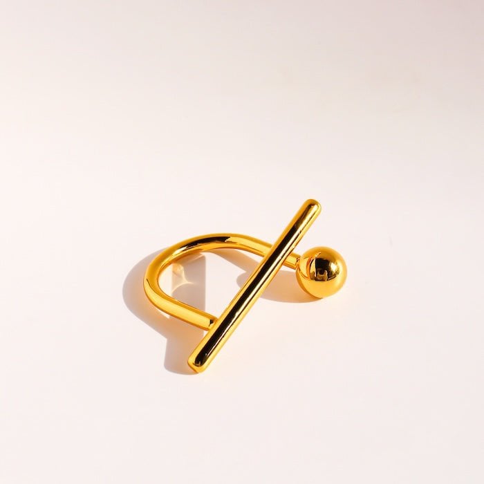 Sculptural Beam and Dot Ring
