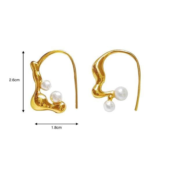 Asymmetrical Fluid Line Pearl Earrings