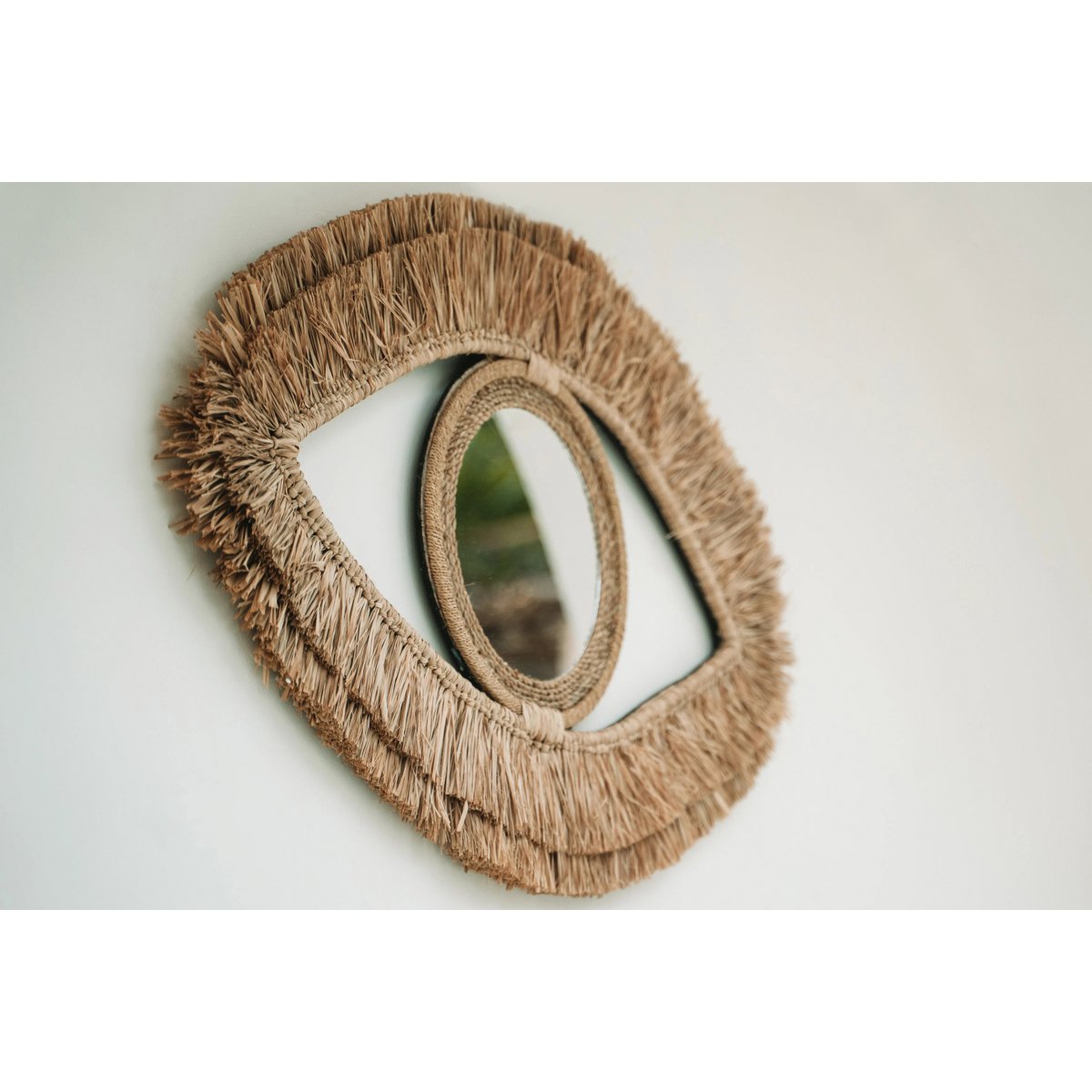 The Raffia Eye Mirror - Natural - M