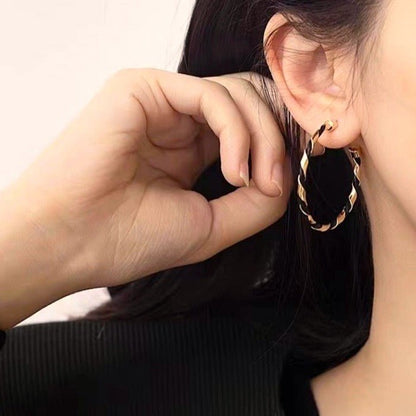 Chic Minimalist Hoop Earrings with Braided Leather