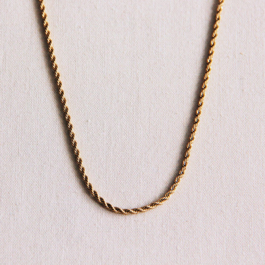 Stainless steel twisted necklace – gold