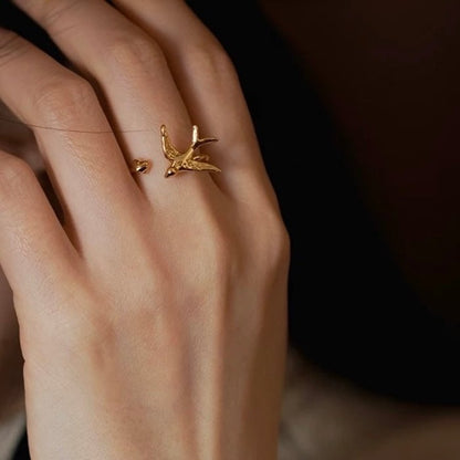 Artistic Swallow Bird Ring