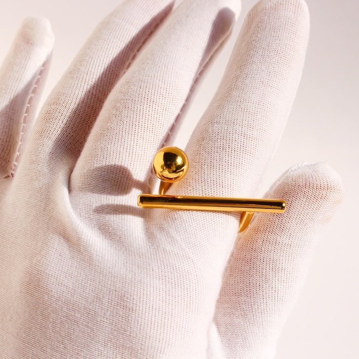 Sculptural Beam and Dot Ring