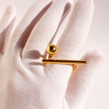 Sculptural Beam and Dot Ring