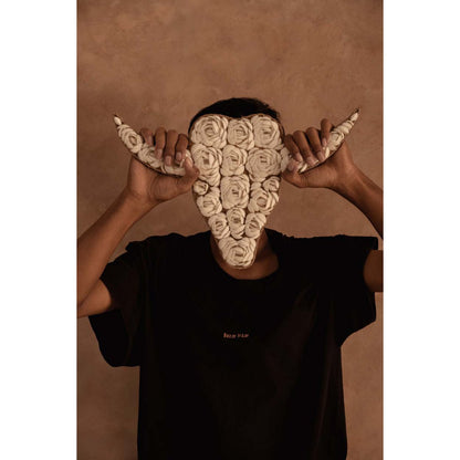 The Bull Shell - White