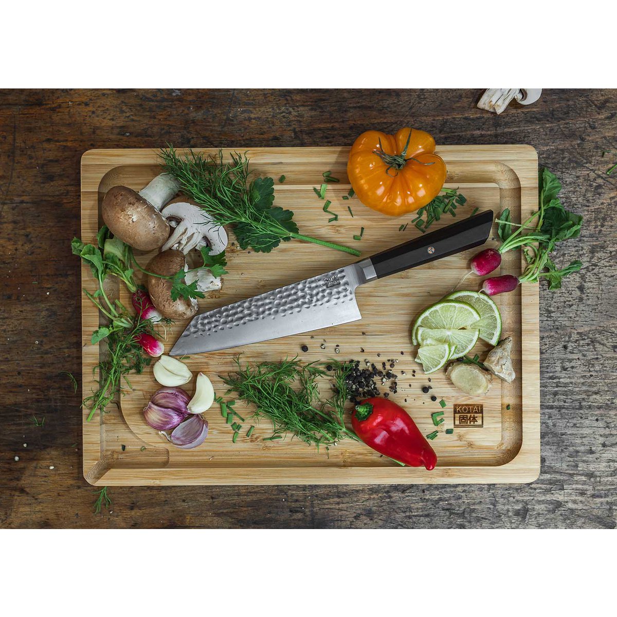 Knives and Kitchen Accessories Set - Bunka Starter Set Deluxe: 2 knives (Bunka paring knife + Bunka Santoku) + bamboo cutting board