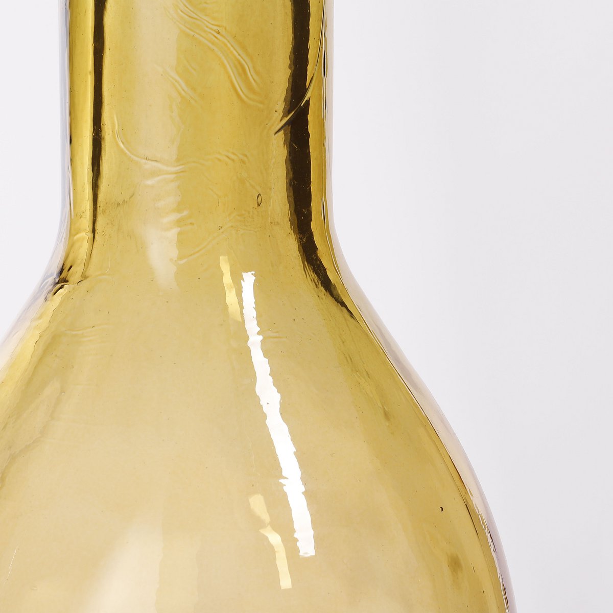 Decorative bottle of Rioja Ocher