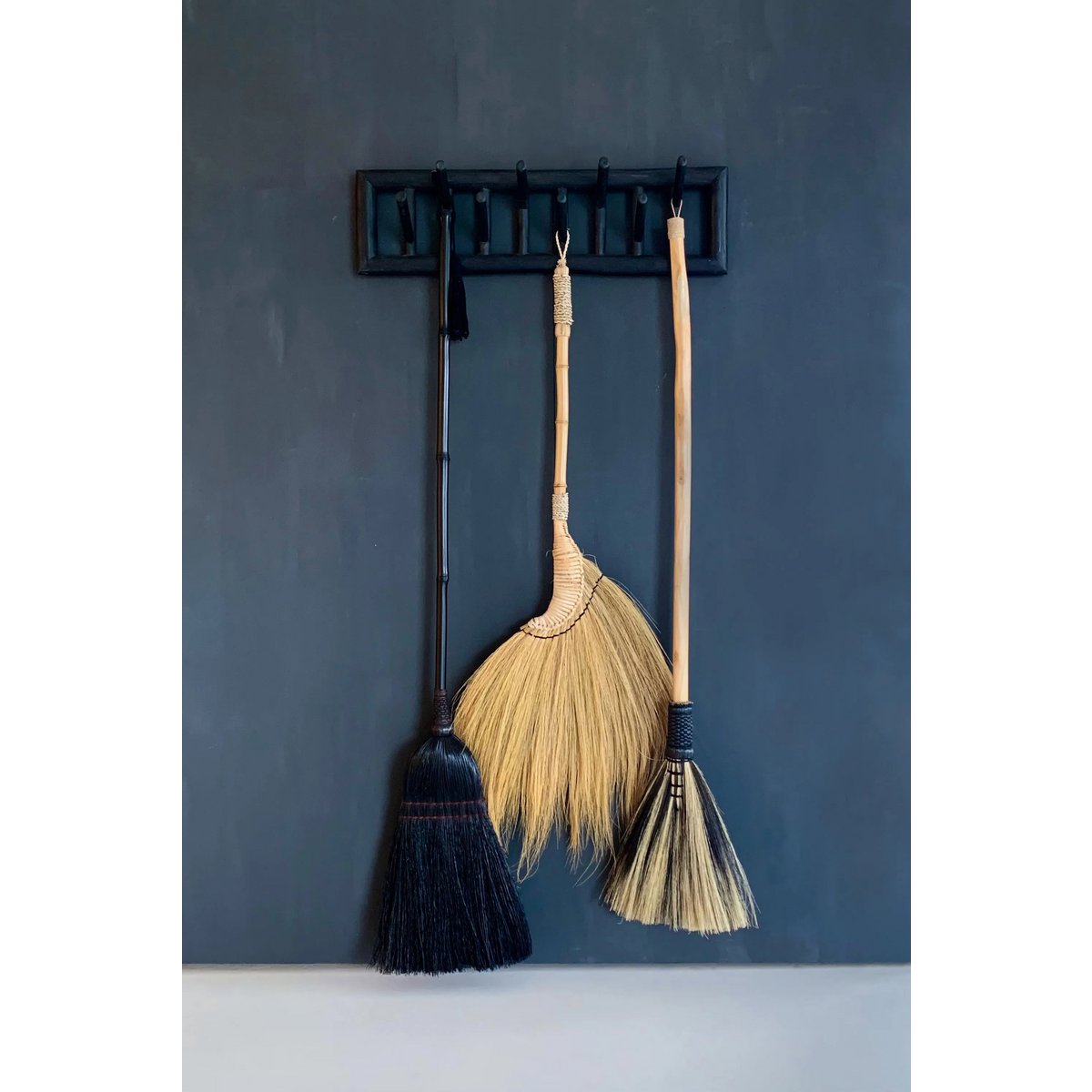 The Big Broom - Natural Black