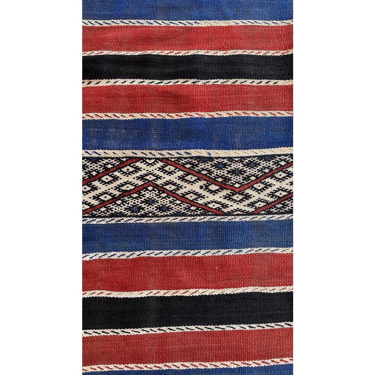 Moroccan Berber rug in wool and cotton 157 x 296 cm