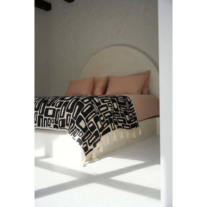 The Aztec Bed Throw - Natural Black