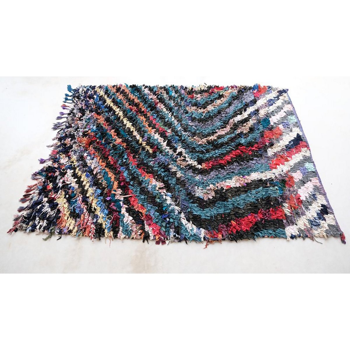 Pure wool Moroccan Berber rug 158 x 234 cm