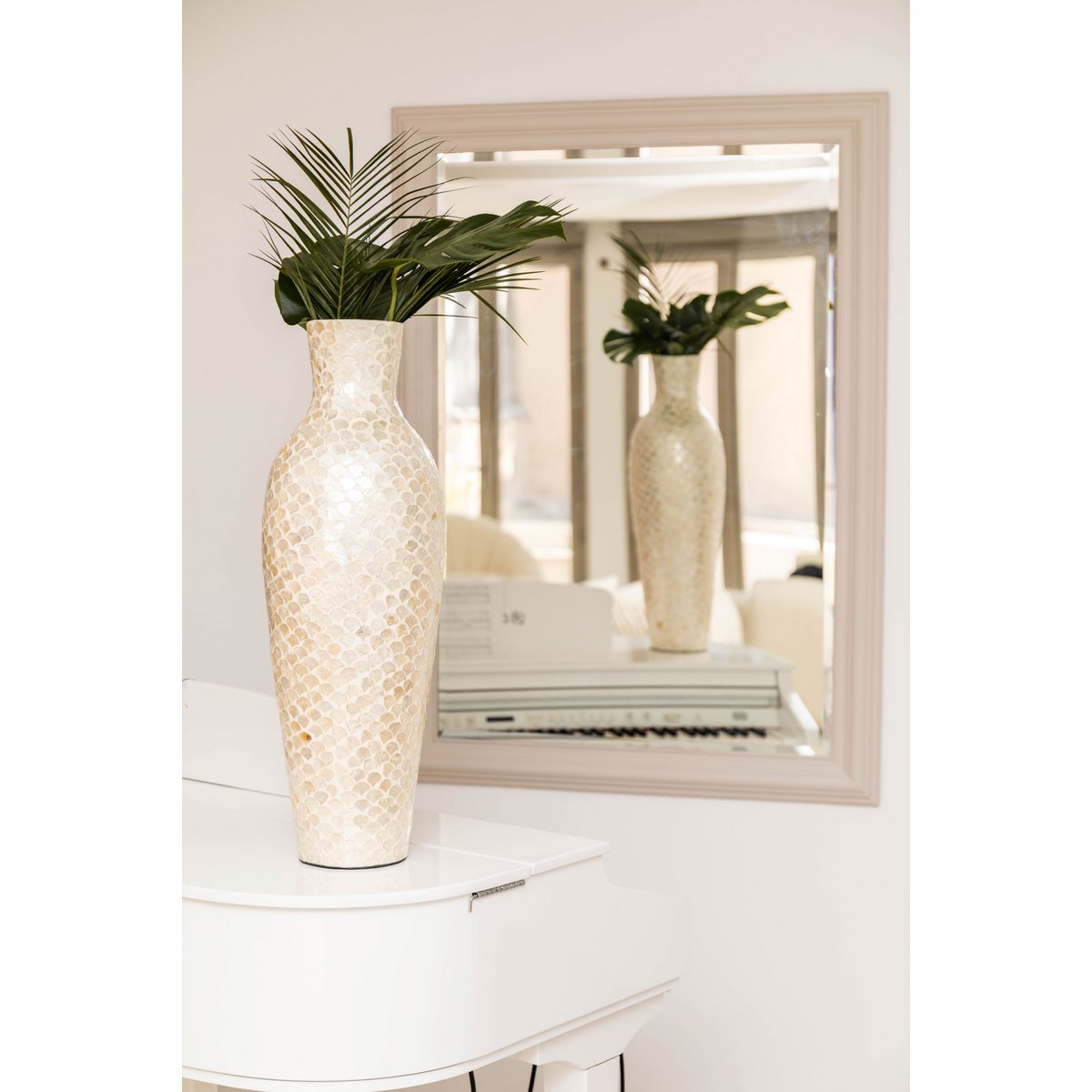 WHITE PEARL VASE H70CM