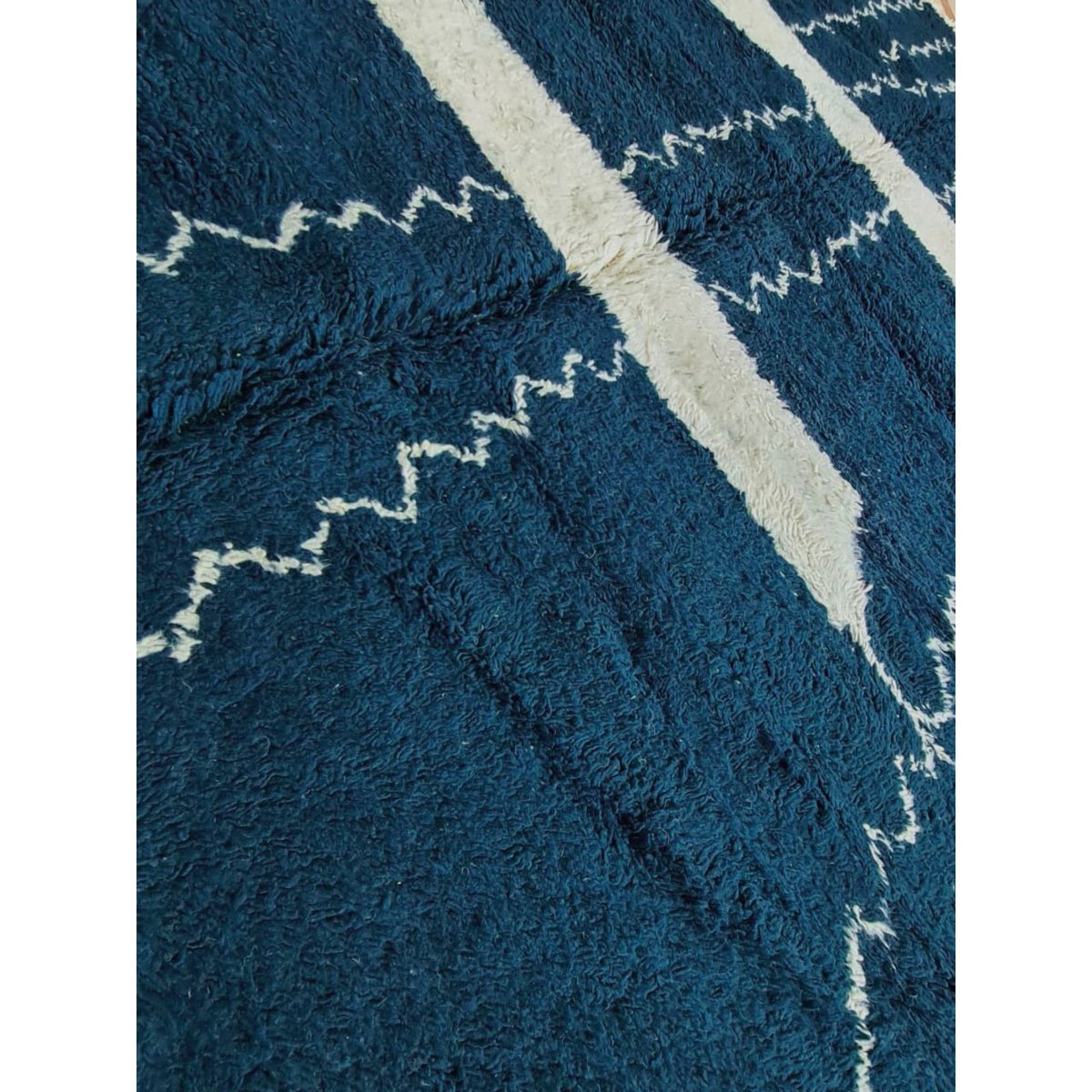 Authentic pure wool Berber rug 210 x 315 cm