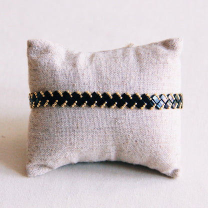 Braided tilabead bracelet - black