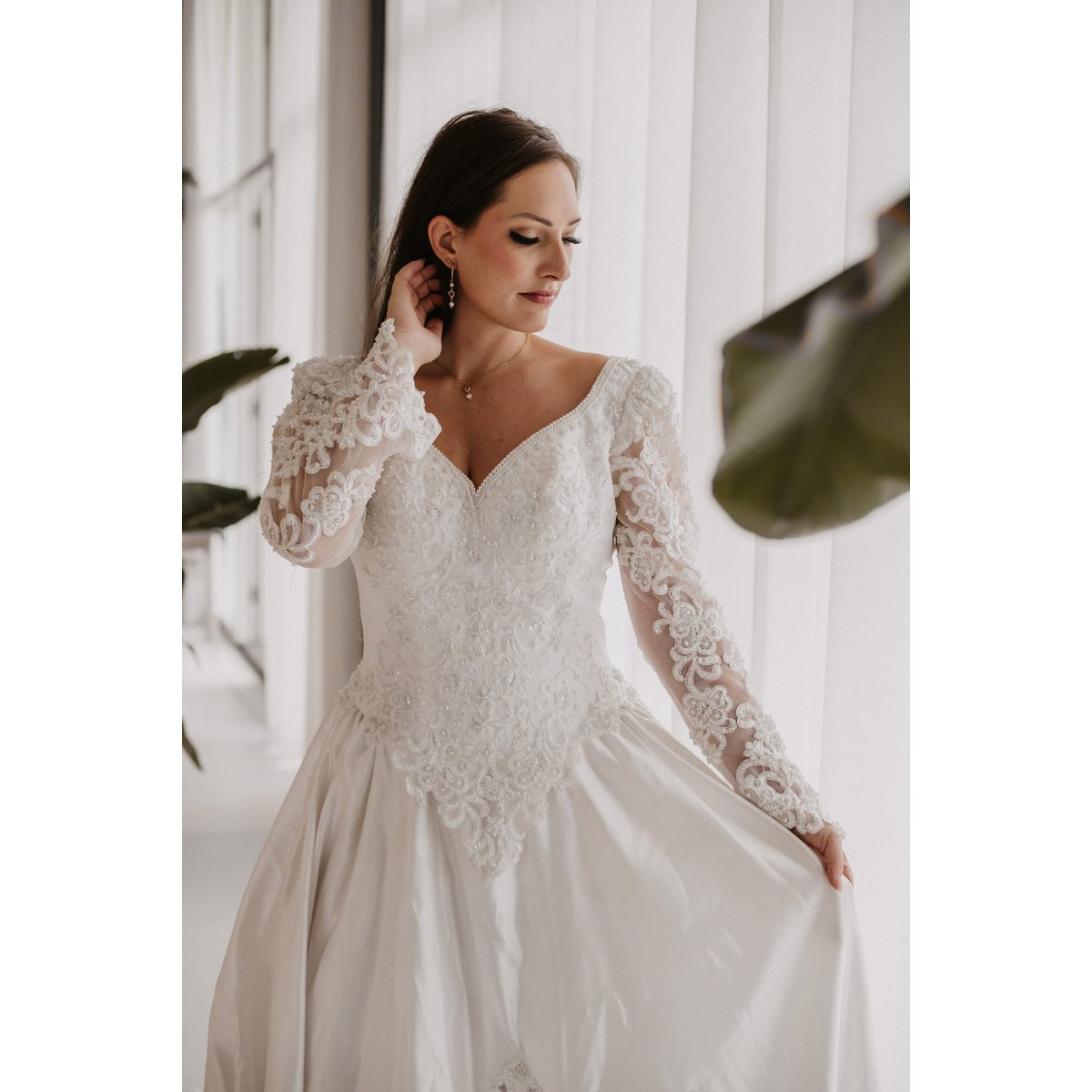 Crystal heart, moonstone and pearl earrings - gold