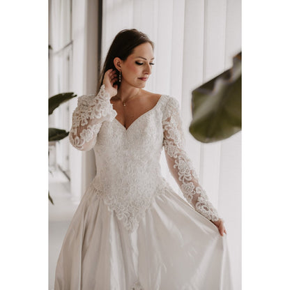 Crystal heart, moonstone and pearl earrings - gold